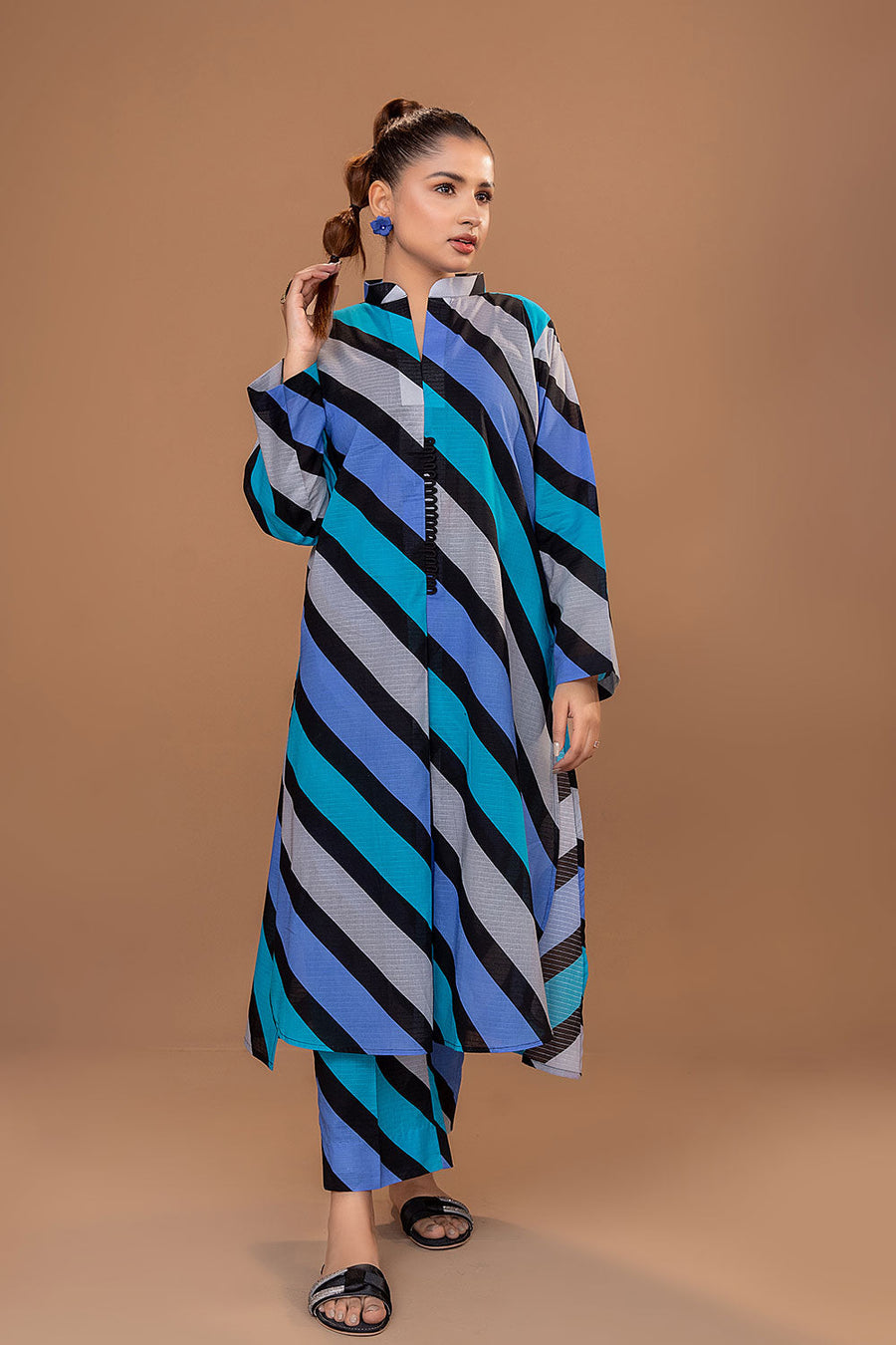 2P PRINTED SUIT
